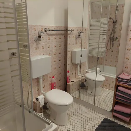 Sander Mit Innenpool Apartment