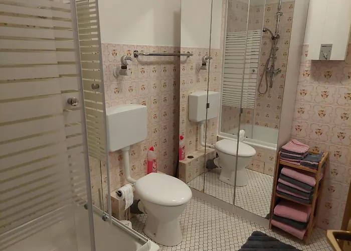 Sander Mit Innenpool Appartement